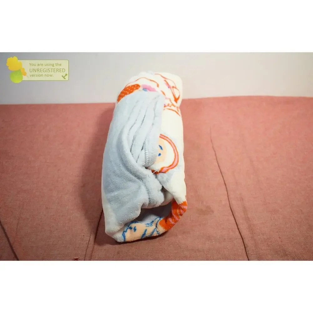 Pillowfort Patisserie Scatter Pet Shoppe Kids' Throw Blanket Cream